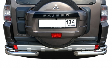 Защита заднего бампера Mitsubishi Pajero 4 2006 угловая d 76/42